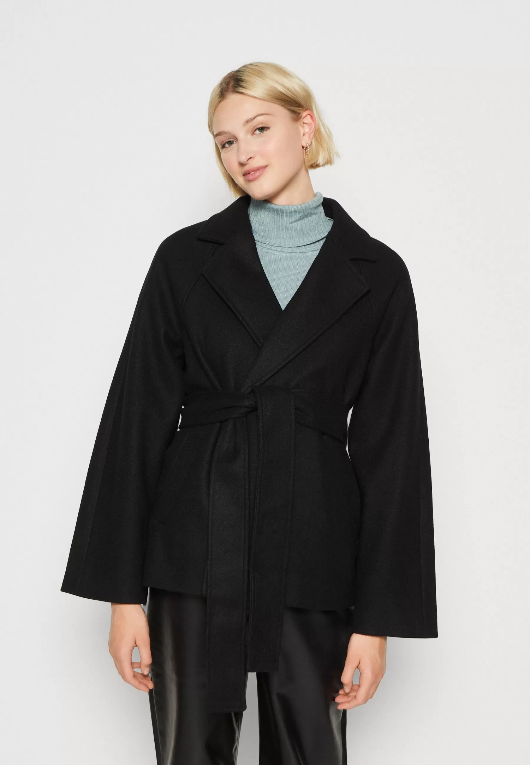 Gina Tricot Belted Short Coat - Halflange Jas>Dames Wollen Jassen