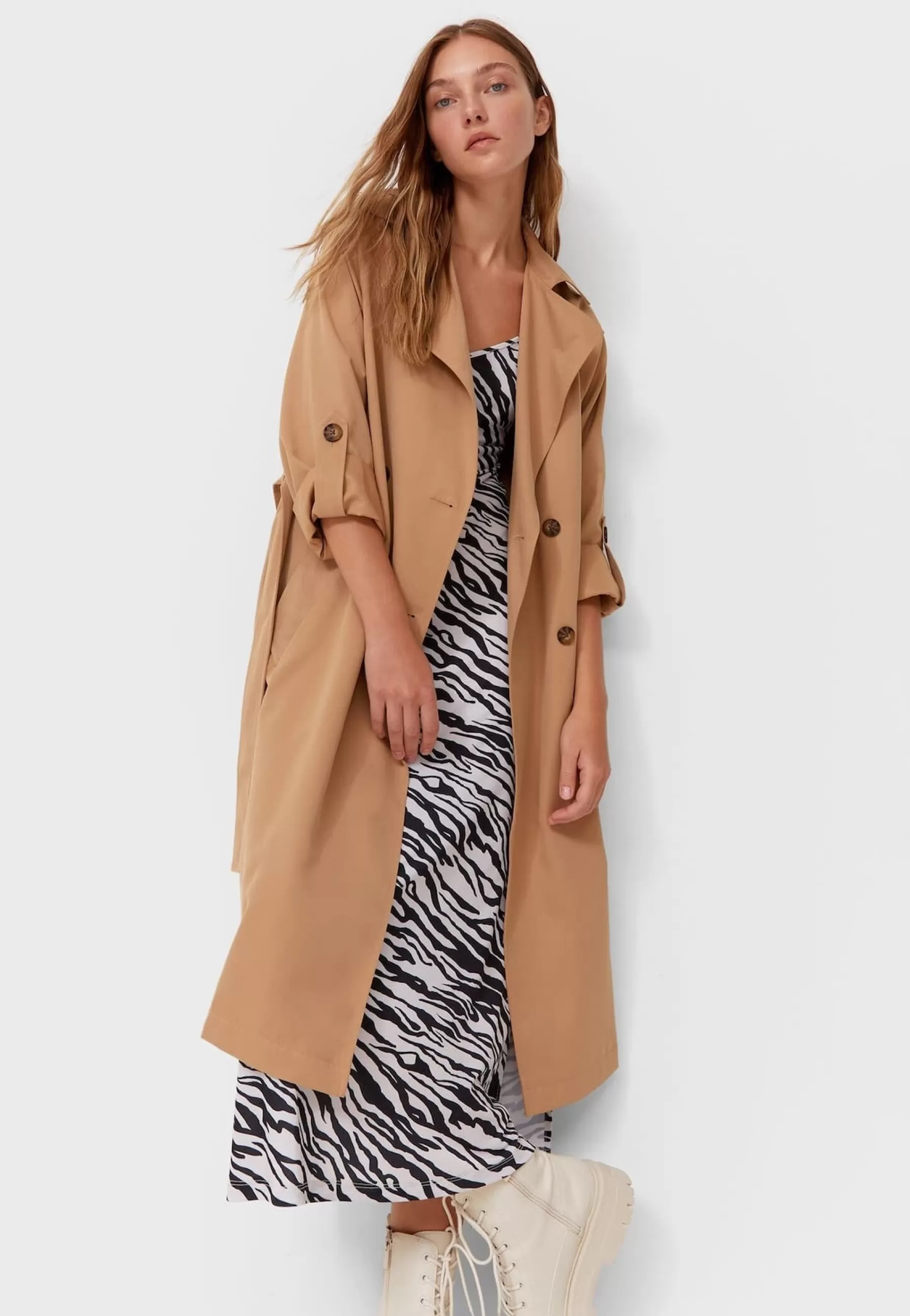 Dames Stradivarius Trenchcoats | Langer Fliessender - Trenchcoat