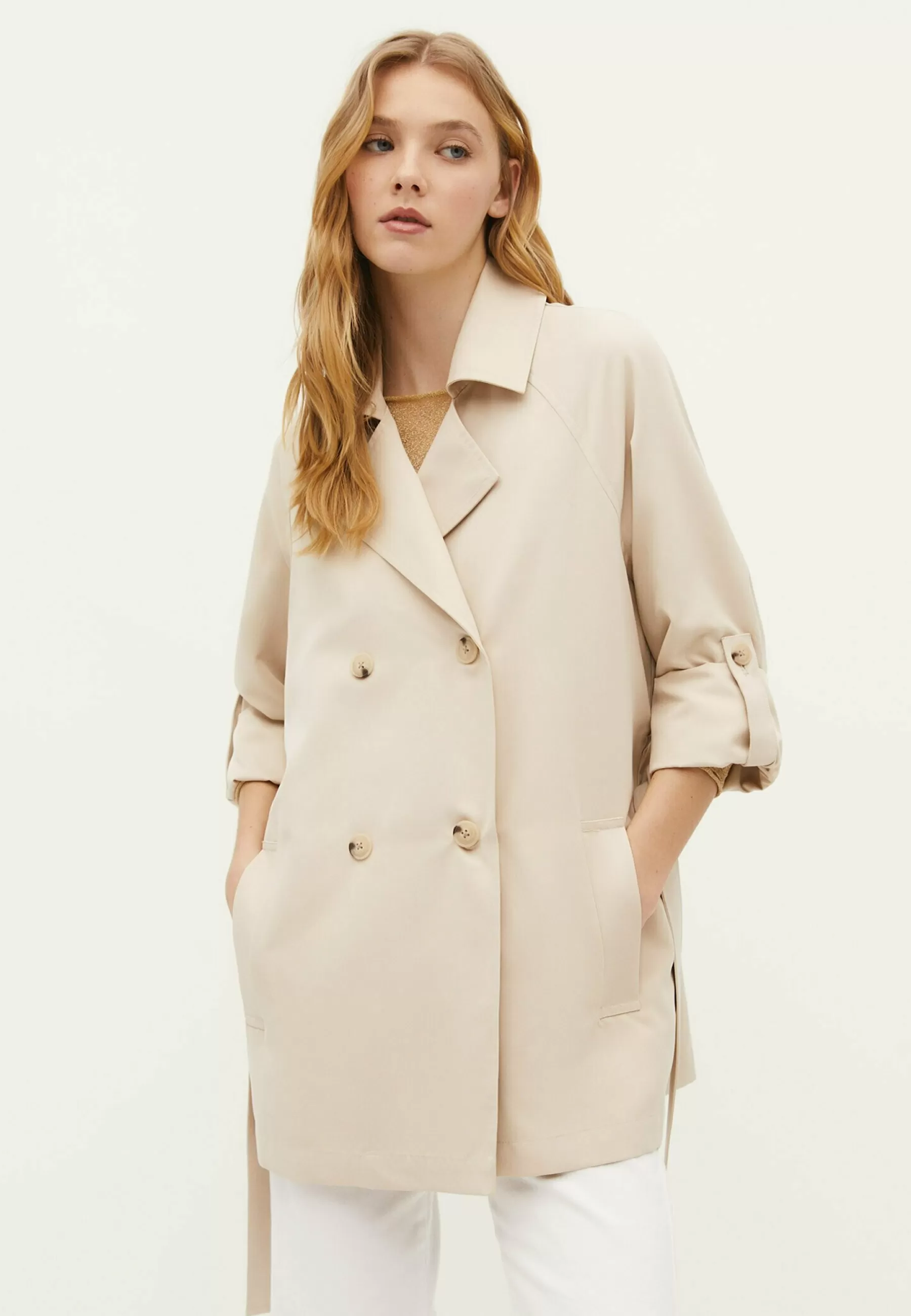 Dames Stradivarius Trenchcoats | Short Flowing - Trenchcoat